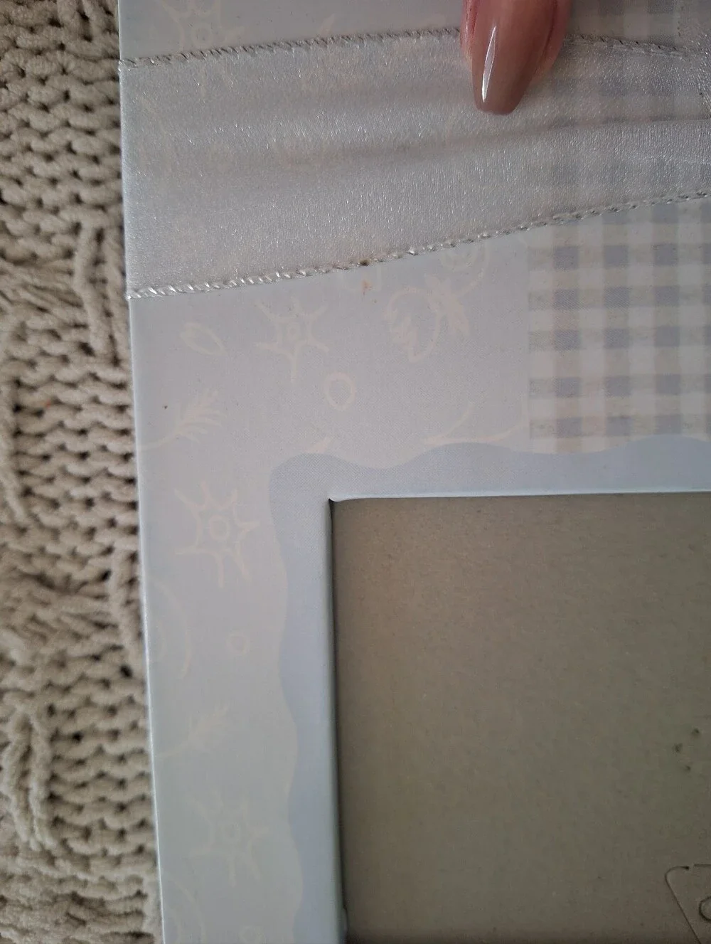The Unbranded Brand small stain